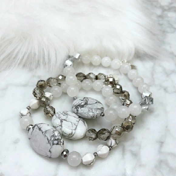 Howlite bracelets - Picture 3 of 3